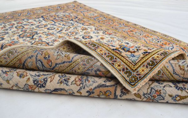 Vintage Persian Rug SBR008 - Central Medallion & Floral Design - 4.11x7.5 - Image 8